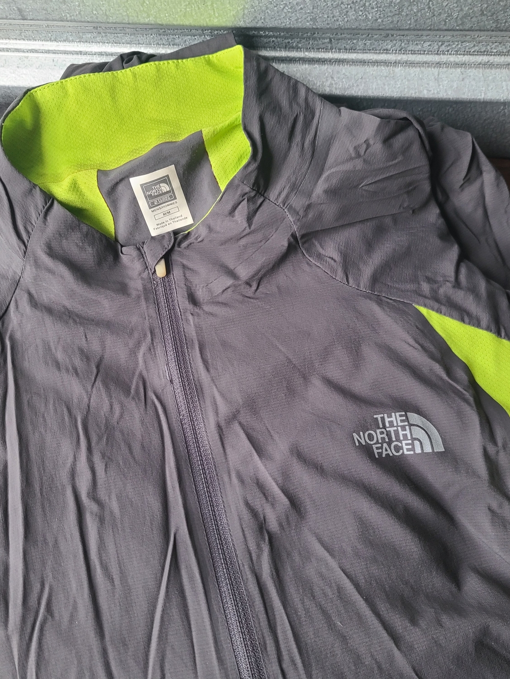 The North Face Flight Series Mens Medium Gray & Lime Lightweight Jacket